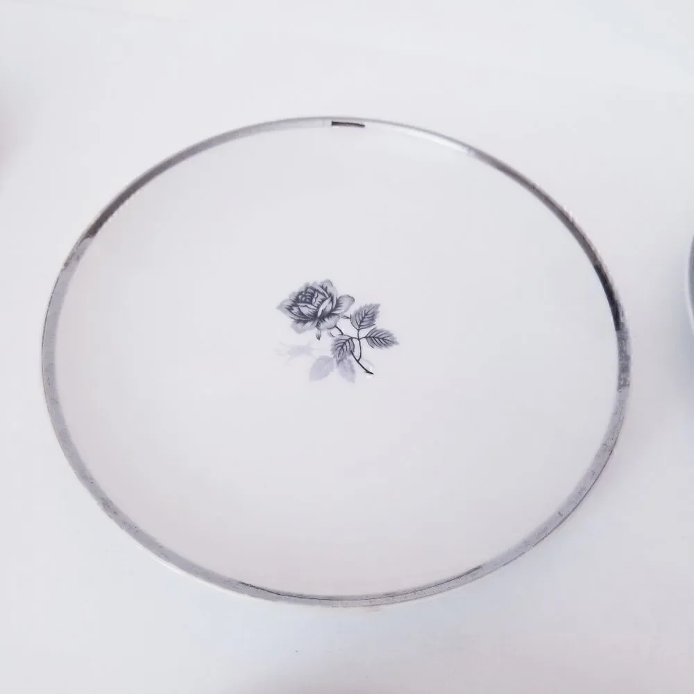 Set of 4 Meito twilight Rose salad plates